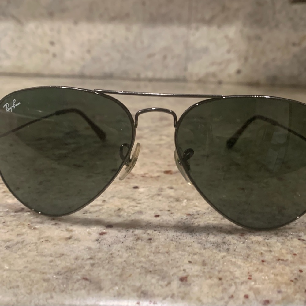 Unisex Ray-Ban Green Lens Aviator Sunglasses